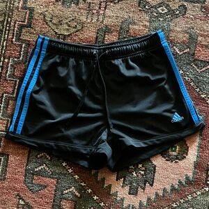EUC Y2K/Vintage Adidas athletic shorts | Women’s Small